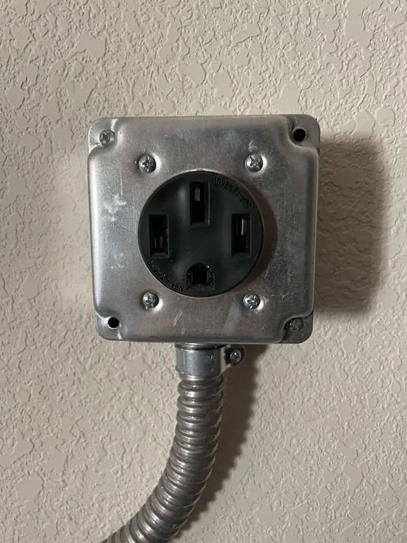 NEMA 14-50 outlet installed for Smart Home Electrical in South Apopka